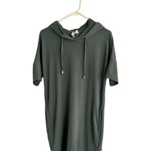 Cable & Gauge Green/Gray Hooded Dress